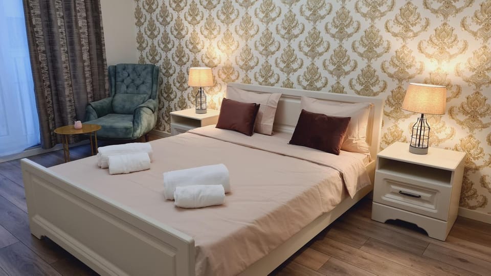5* luxury near Avram Iancu sq New. Private parking Apartment in Cluj-Napoca