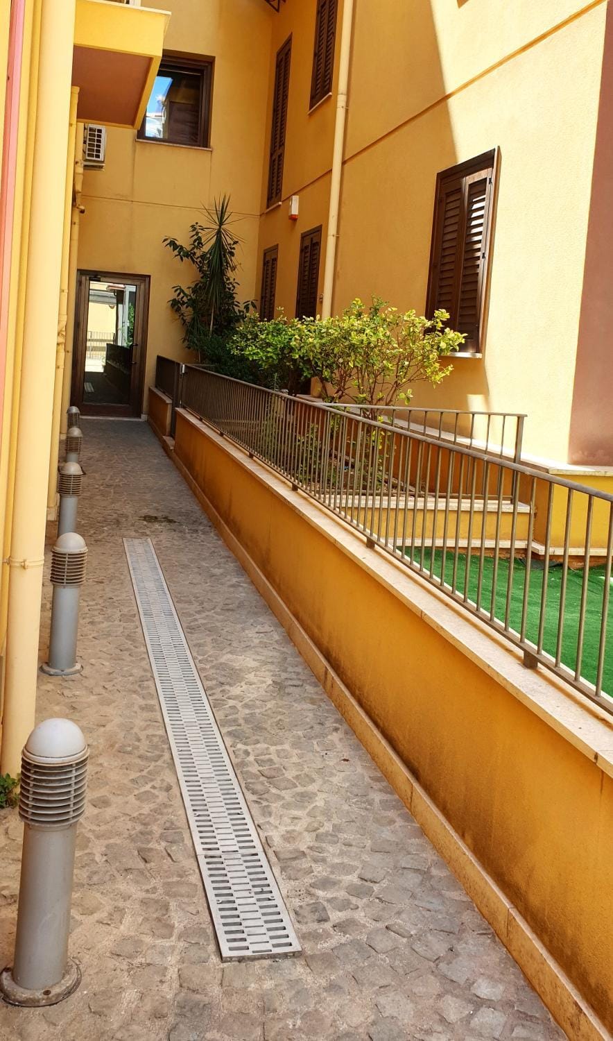 Inner courtyard view