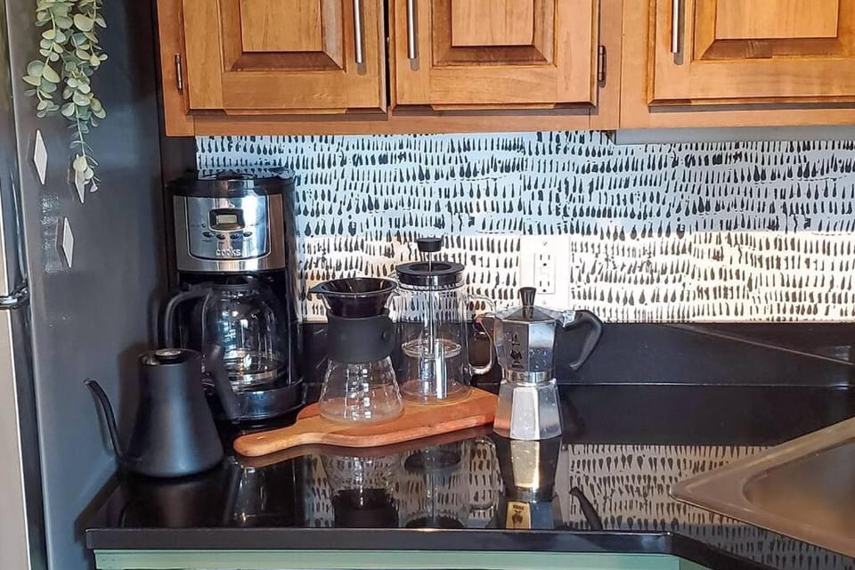 Coffee/tea facilities, Kitchen or kitchenette