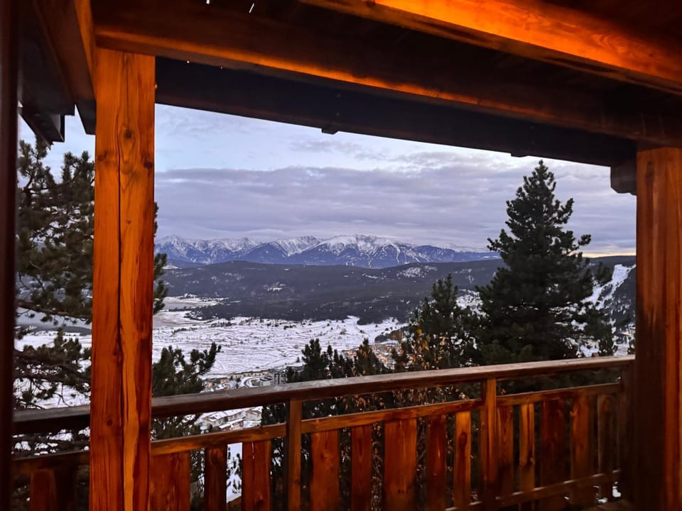 Chalet en cascade Les Angles vue Panoramique Chalet in Catalonia