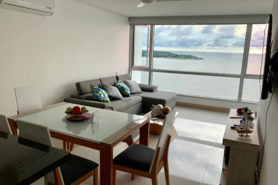 Living room, Sea view