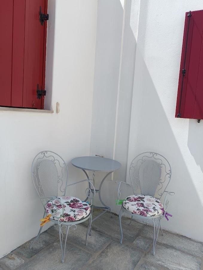 Kythnos - Loutra- House House in Kea-Kythnos