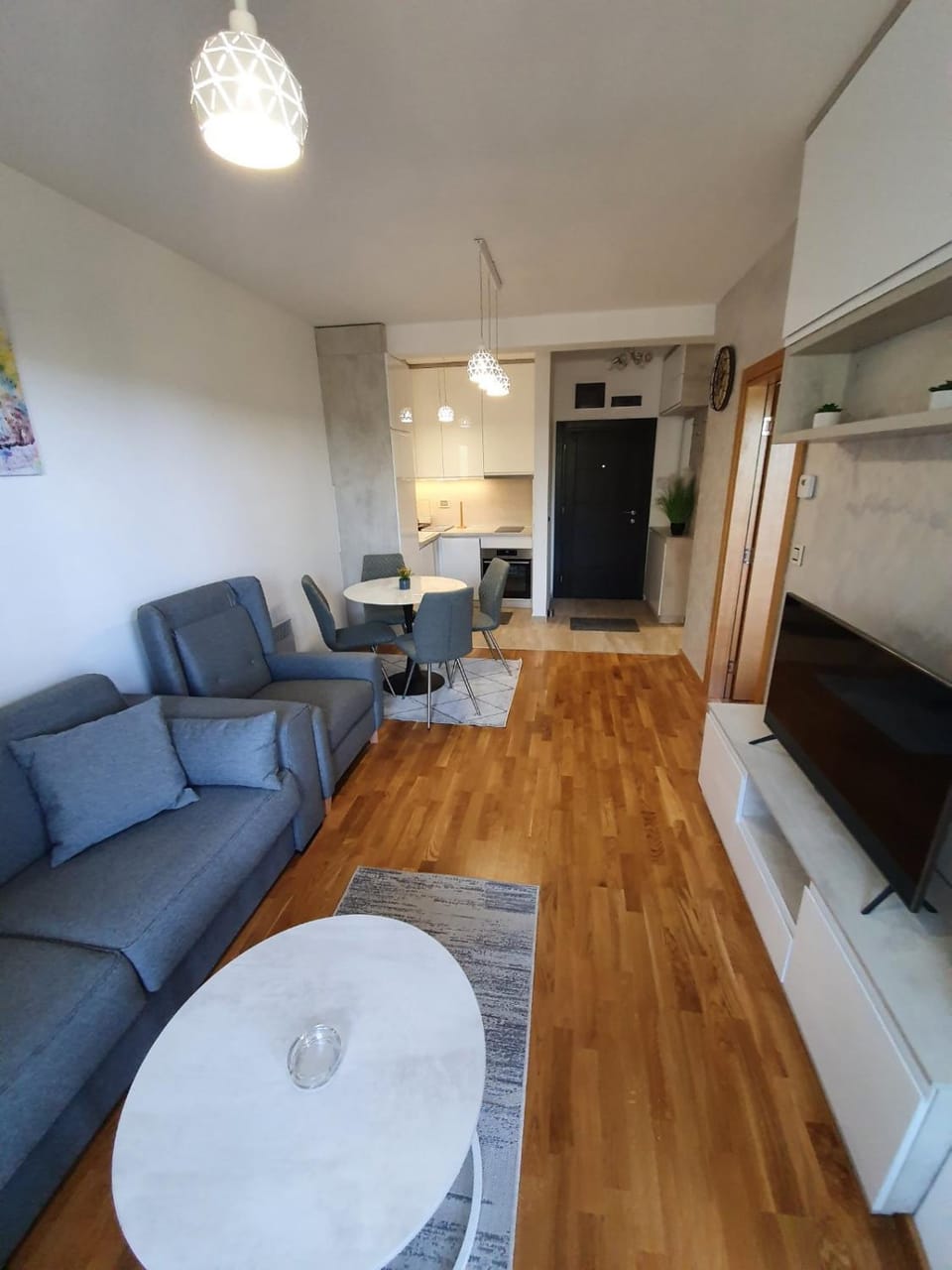 TV and multimedia, Living room, Dining area, kitchen