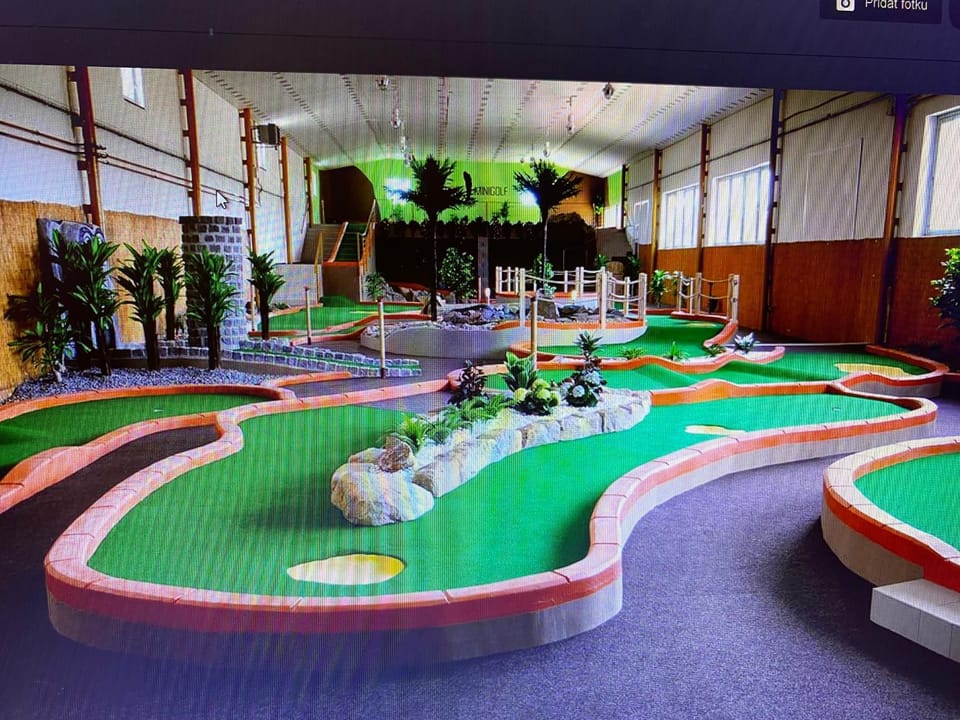 Nearby landmark, Minigolf