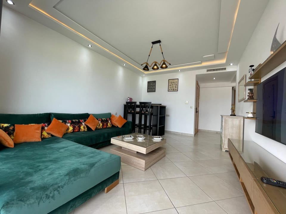 TV and multimedia, Photo of the whole room, air conditioner