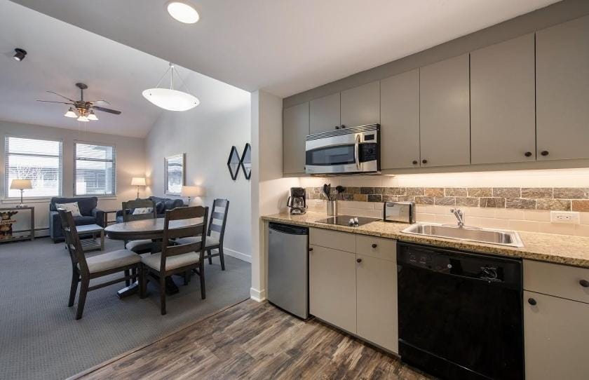Condo with Ski Resort View Private Balcony - Fraser Crossing Founders Pointe Premium-Rated 3619 Apartment in Winter Park