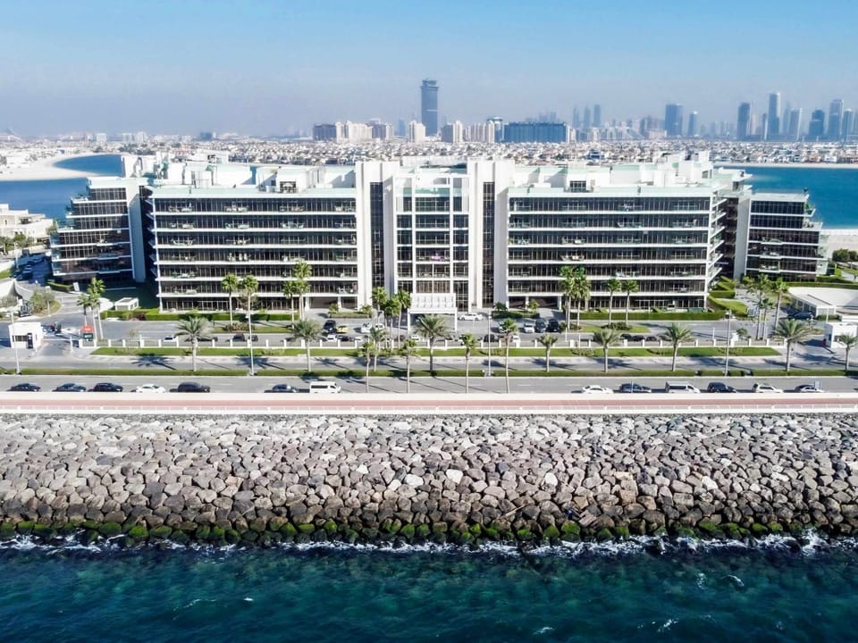 Cozy beachfront 1 bedroom apartment - The 8 Apartment in Dubai