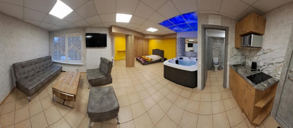 Jacuzzi Apartament Old town Free parking Apartment in Klaipėda