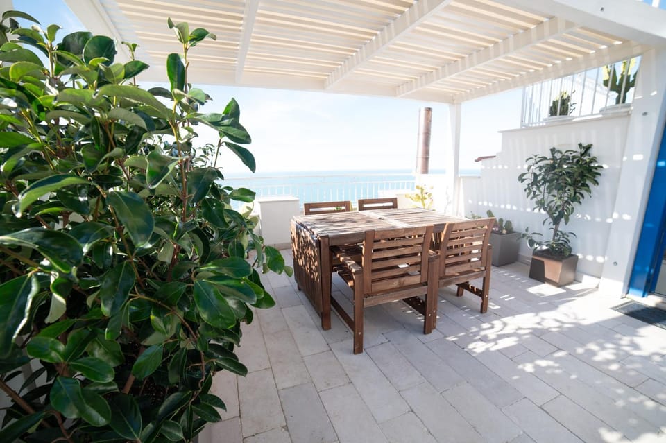 Vico Lungo 9, Peschici House in Peschici