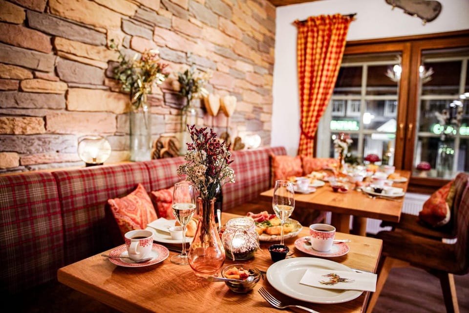 Restaurant/places to eat, Breakfast