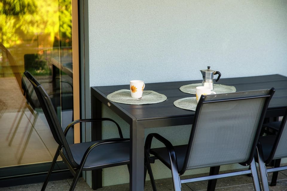 Balcony/Terrace, Dining area
