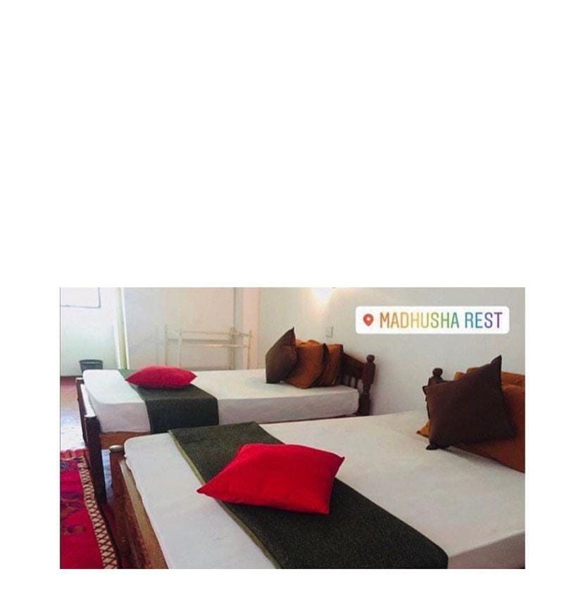Madhusha Rest Bed and Breakfast in Central Province