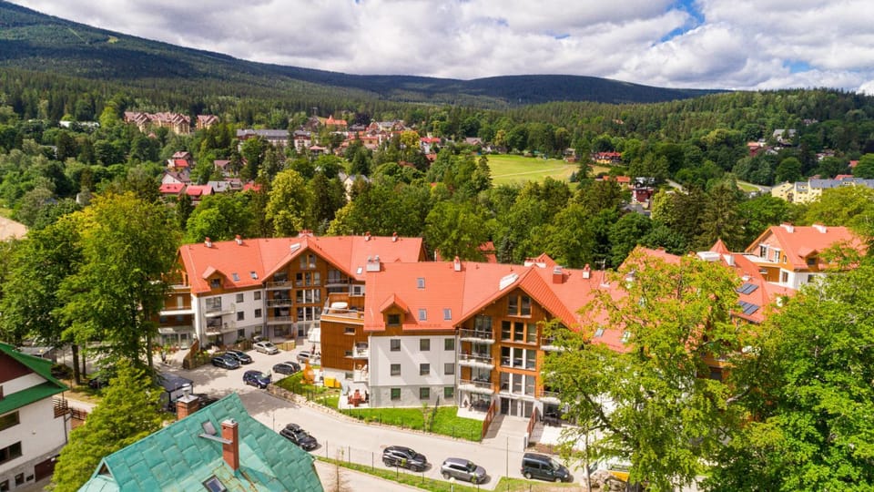 Property building, Neighbourhood, Bird's eye view, City view
