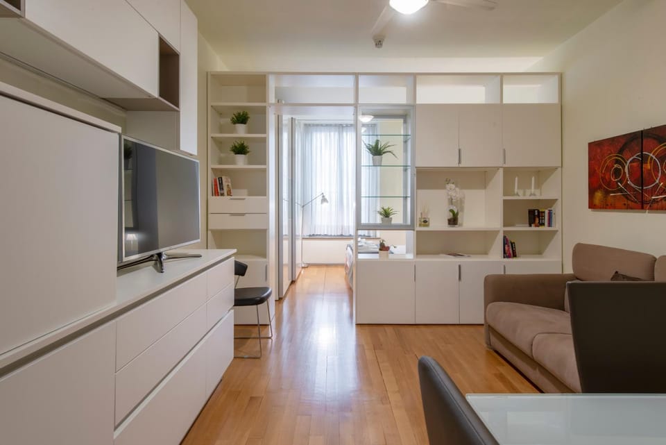 Milan Duomo Suites Apartment in Milan