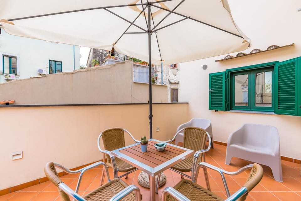 Solarium, Balcony/Terrace