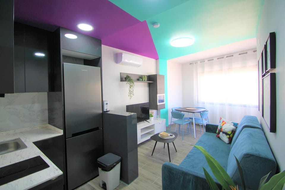 Kitchen or kitchenette, Living room, Seating area