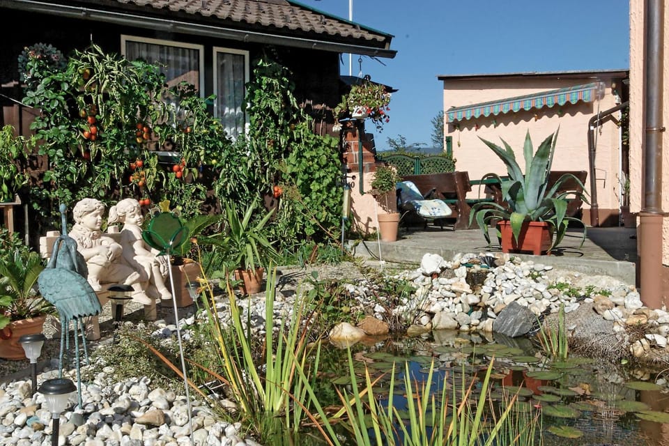 Facade/entrance, Garden