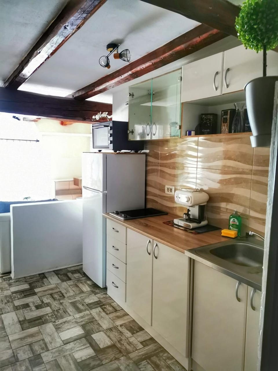 Kitchen or kitchenette