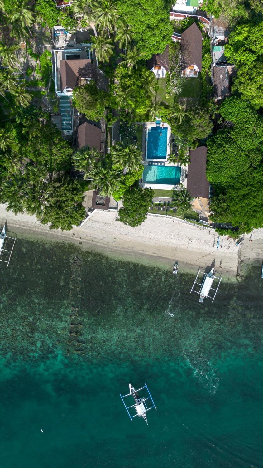 Day, Natural landscape, Bird's eye view, Beach, Sea view, Swimming pool, sunbed