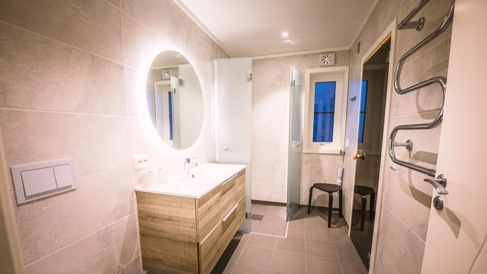 Sauna, Bathroom