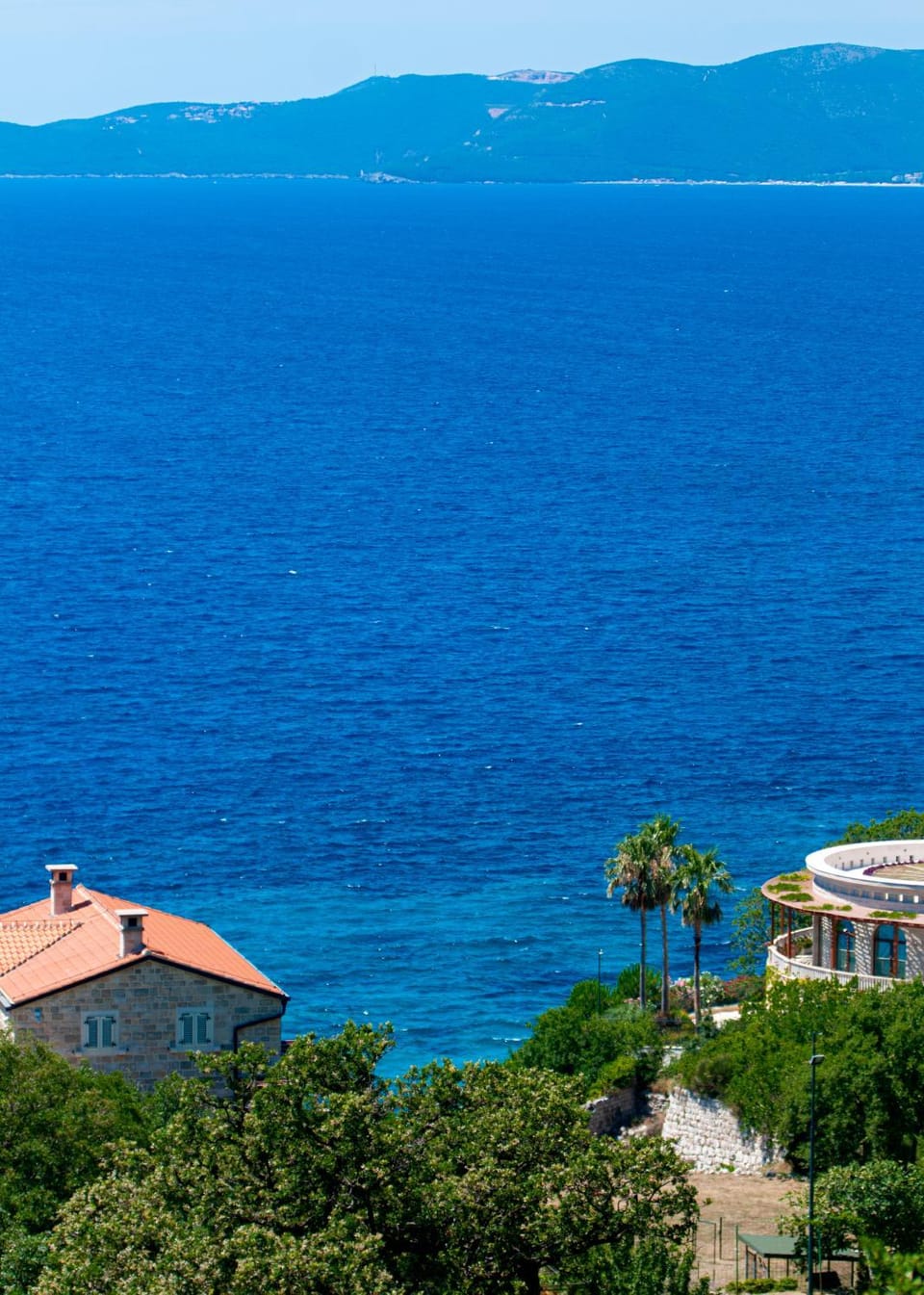 Door To Summer, villa near the beach Villa in Budva Municipality