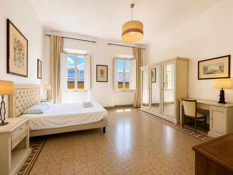 Laura 50 Apartment in Florence