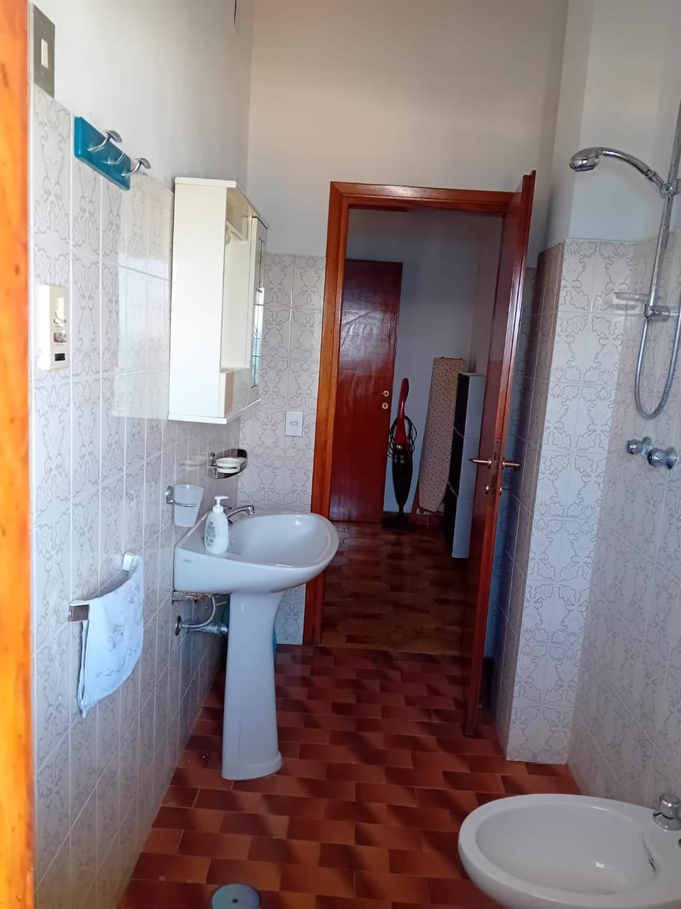 Shower, Toilet, Bathroom, bidet