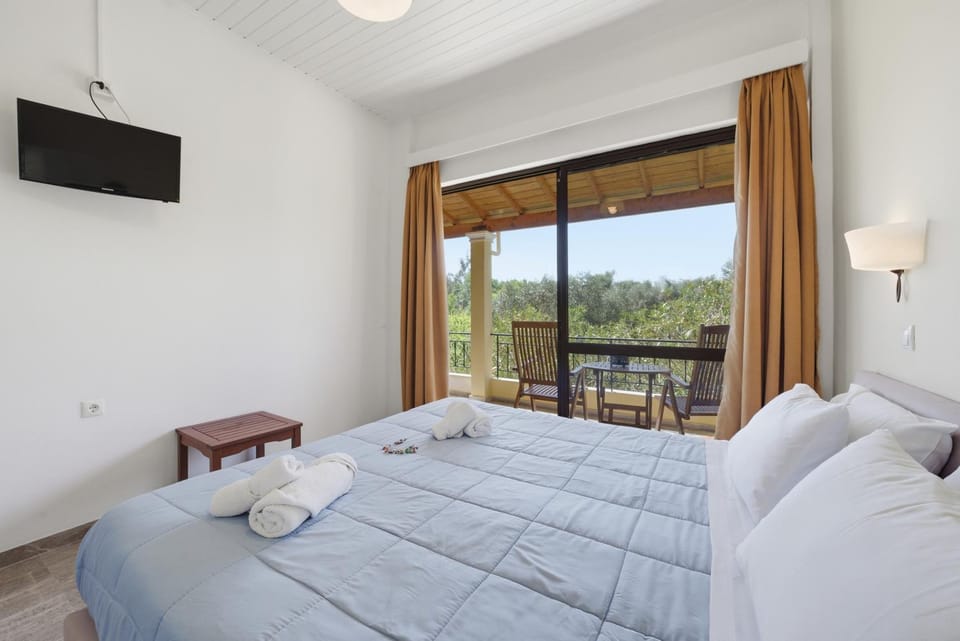 Property building, Living room, Bedroom
