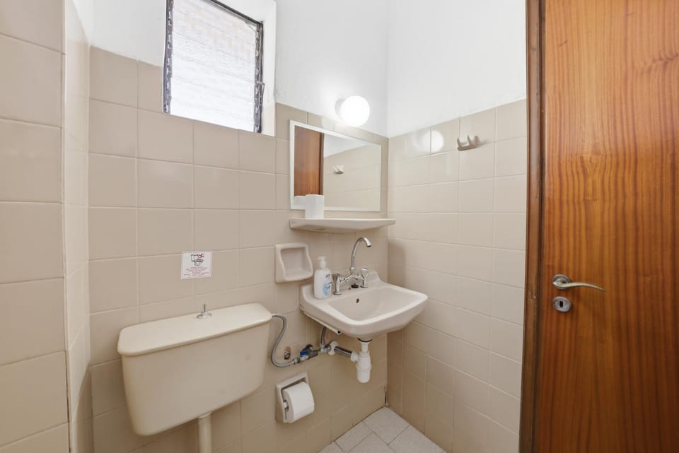 Bathroom, Living room
