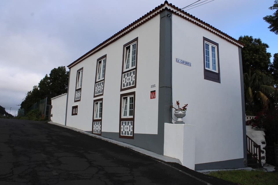VILLA LA CAPIROTA Villa in La Palma