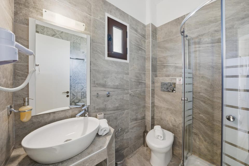 Bathroom, Living room