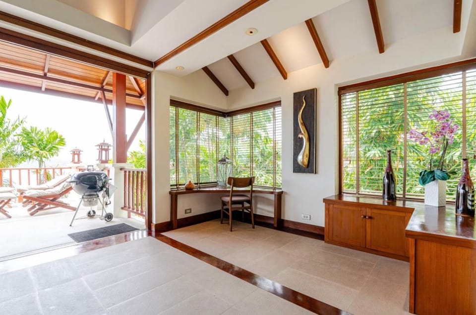 Patong Seaview Luxury Villa Penda Villa in Patong