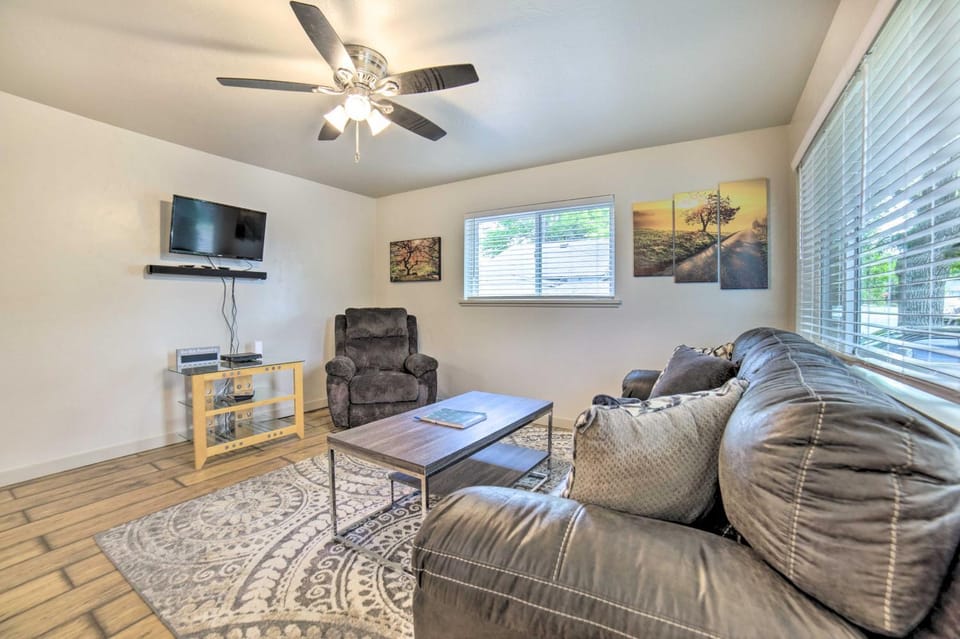 Cozy Townhome: Near Dtwn, Hospital & College! House in Pocatello