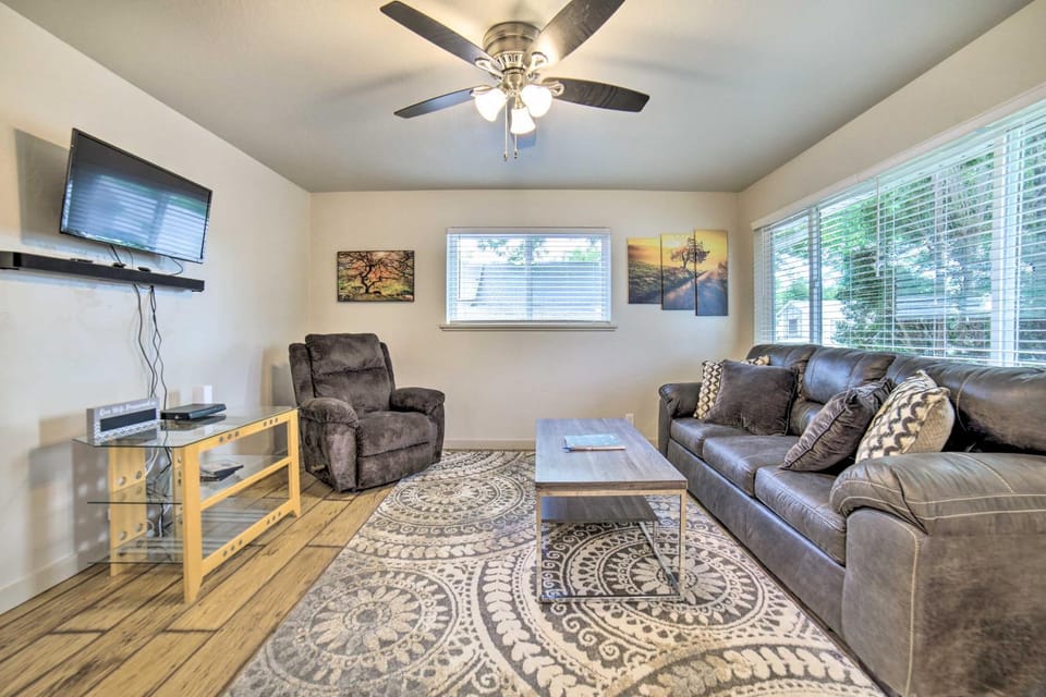 Cozy Townhome: Near Dtwn, Hospital & College! House in Pocatello