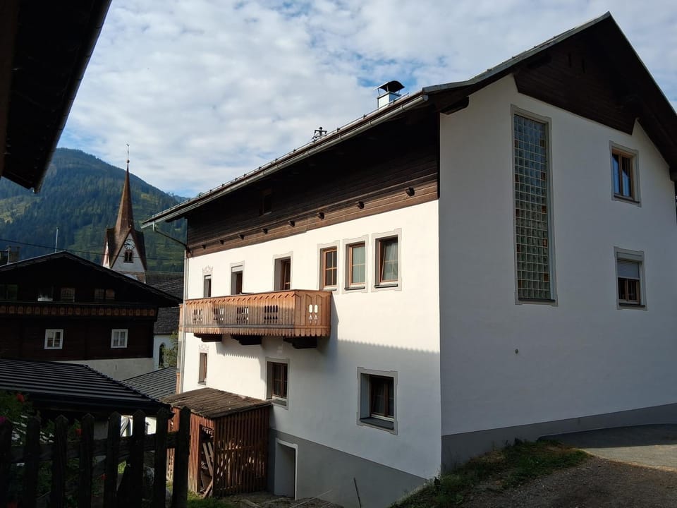 Property building, Day, Natural landscape, Mountain view