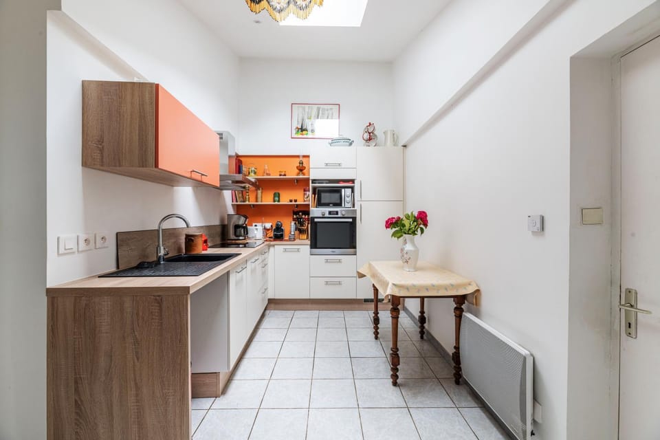 Kitchen or kitchenette, Other