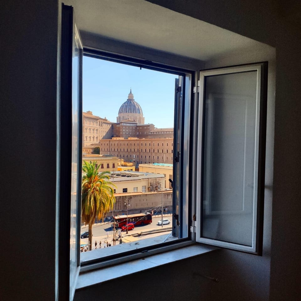 View (from property/room), City view