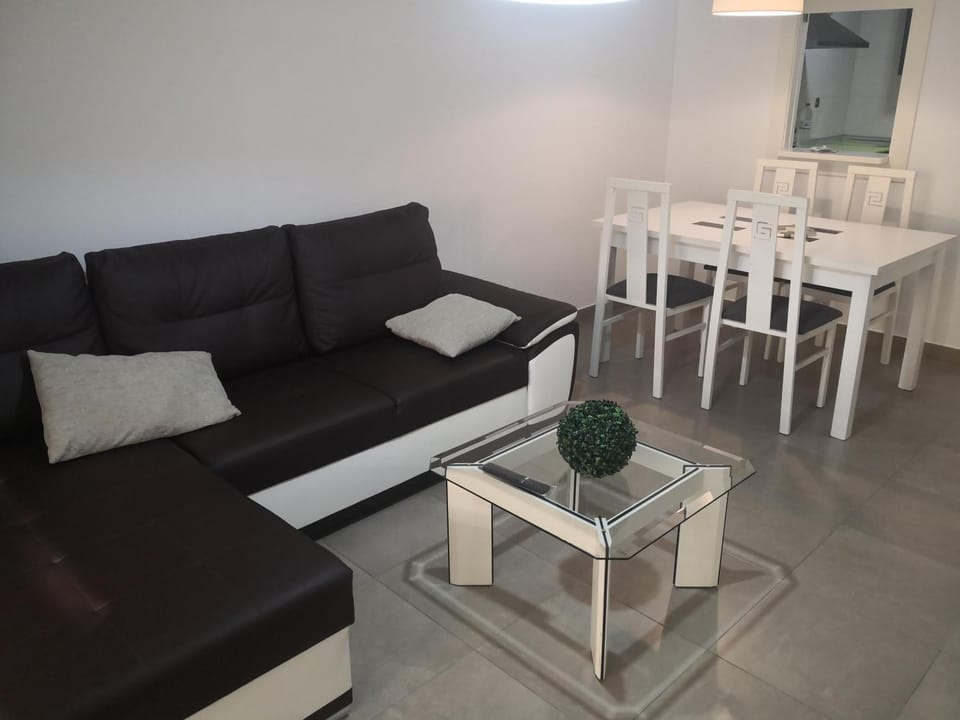 Apartamento Mar y Sal en Primera Linea de Playa Vacaciones en Roquetas de Mar Apartment in Roquetas de Mar