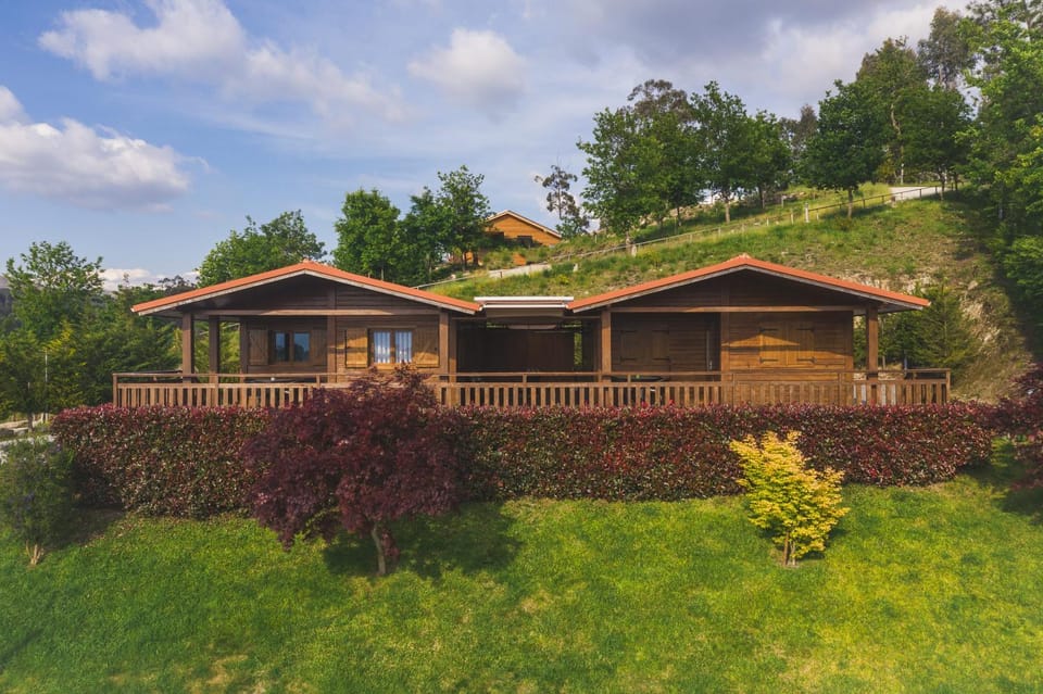 Property building, Natural landscape, Garden view