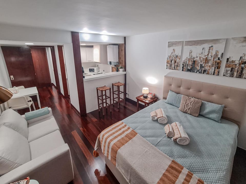 Communal lounge/ TV room, Kitchen or kitchenette, Bedroom