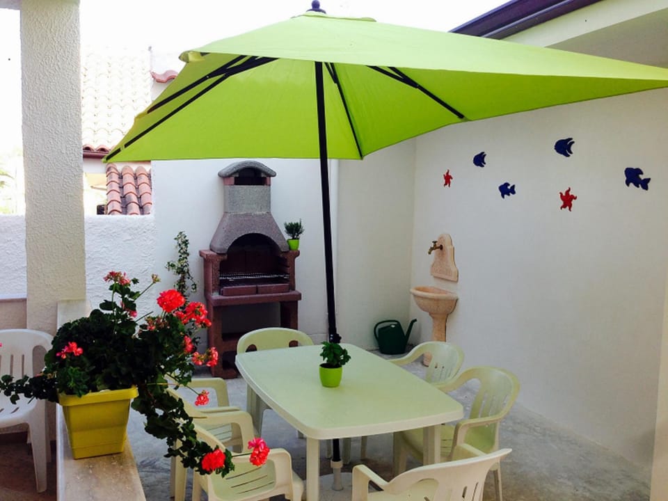 BBQ facilities, Garden