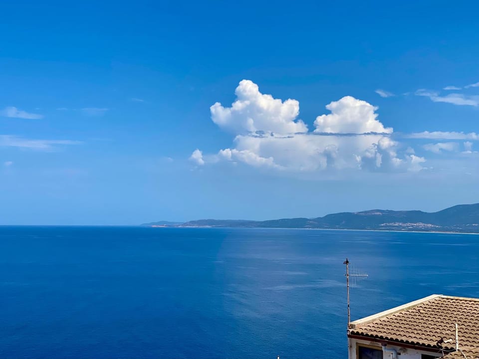 View (from property/room), Balcony/Terrace, Sea view