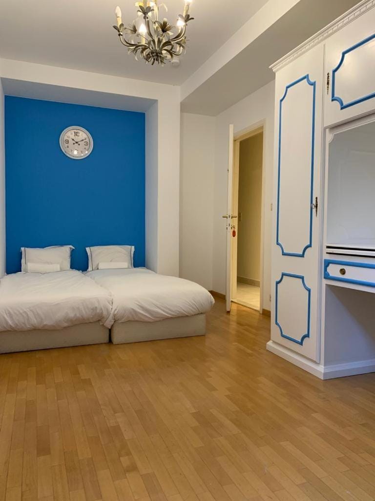 lovely two bedroom apartment with free parking Apartment in Antwerp