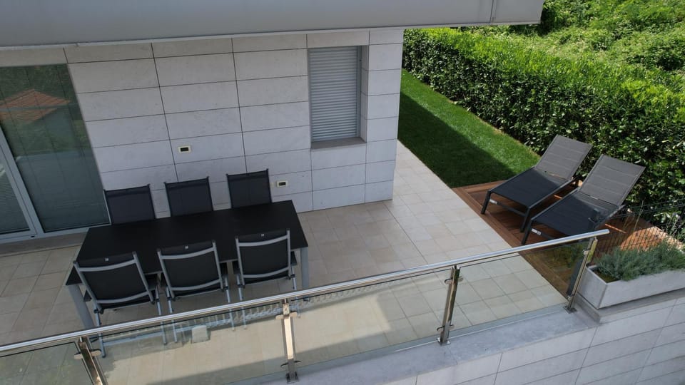 Day, Balcony/Terrace