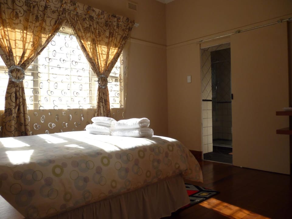 Royal Guest House Bed and Breakfast in Eastern Cape
