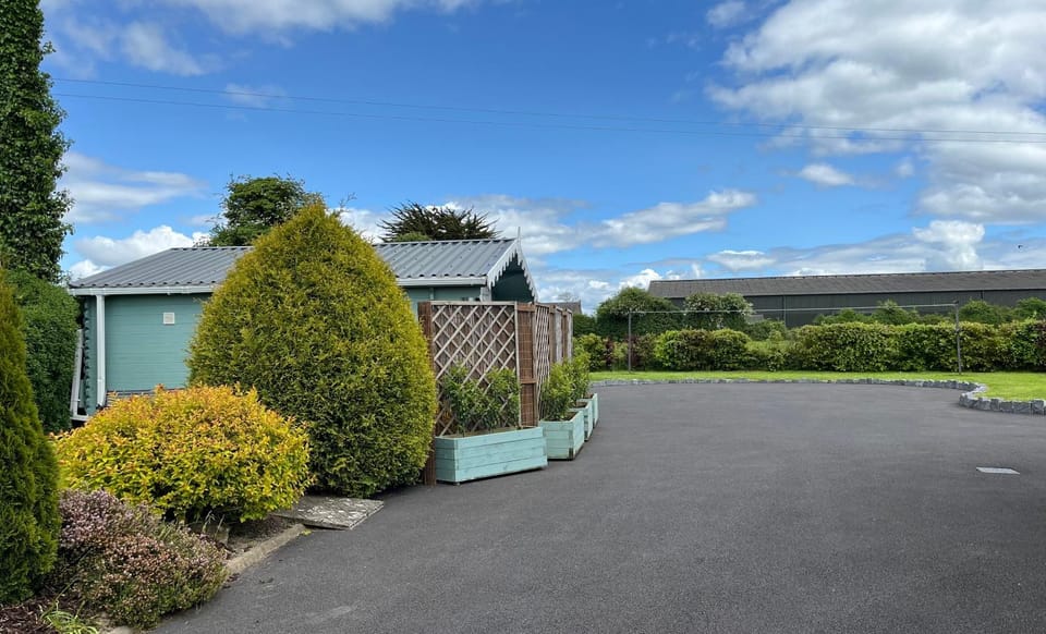 Adorable Cabin in the Countryside Cabin in Co. Tipperary, Ireland