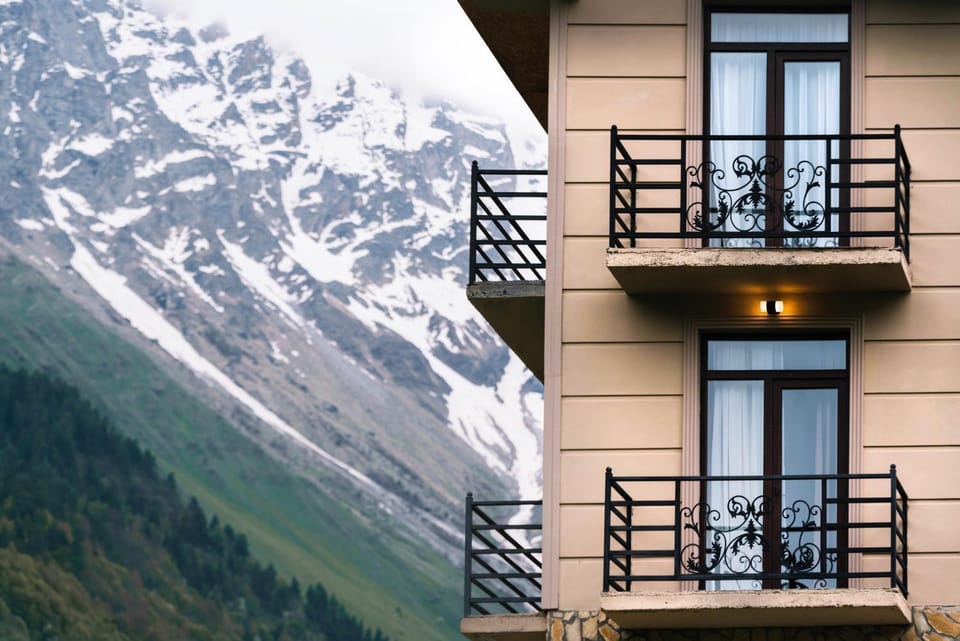 Property building, Nearby landmark, Natural landscape, View (from property/room), Balcony/Terrace, Mountain view