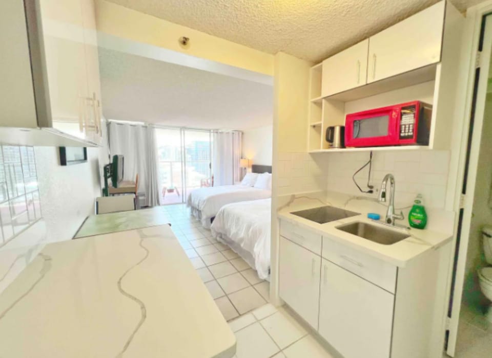 Kitchen or kitchenette