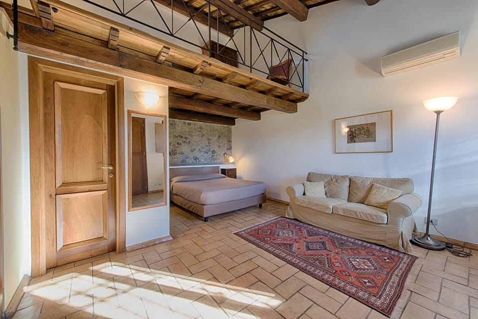 Residenza d'Epoca Pietra Di Ponente Country House in Rome