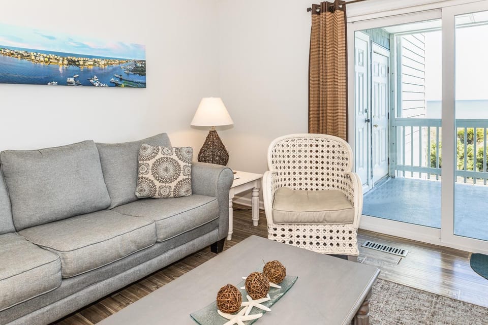 CB45 2B at the Beach House in Carolina Beach